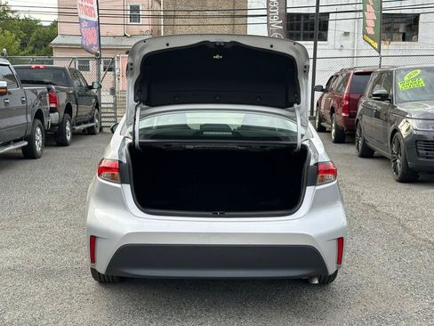 Used 2023 Toyota Corolla LE FWD image 31