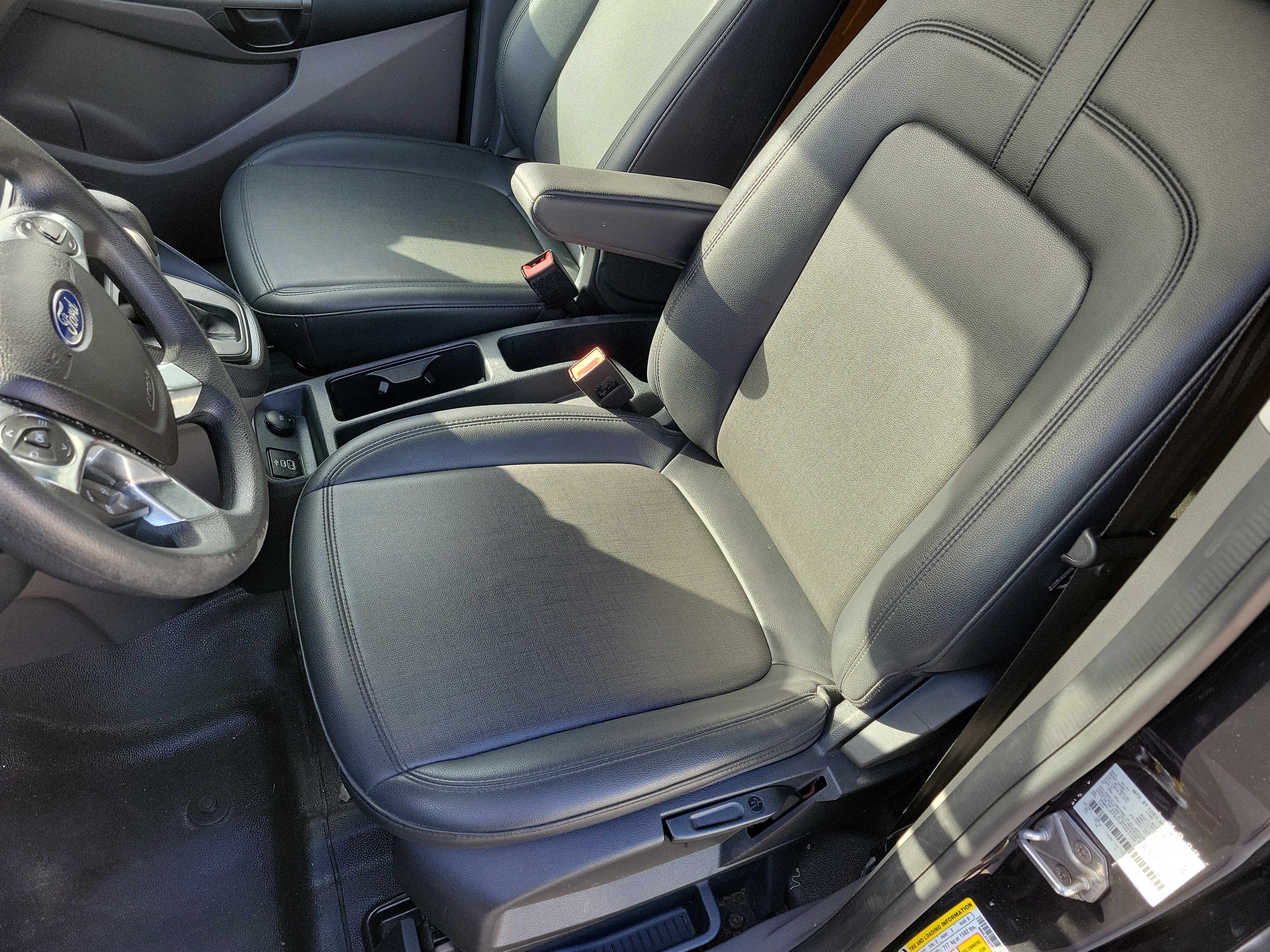 Used 2023 Ford Transit Connect XL FWD image 20