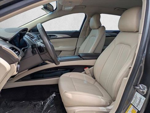 Used 2017 Lincoln MKZ Premiere FWD image 15