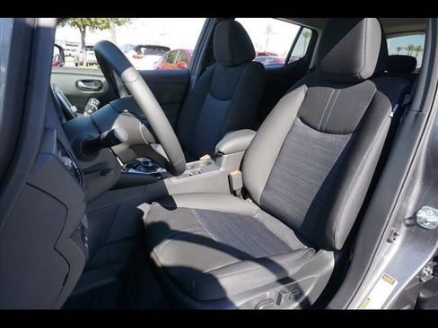 Used 2023 Nissan Leaf SV Plus image 13