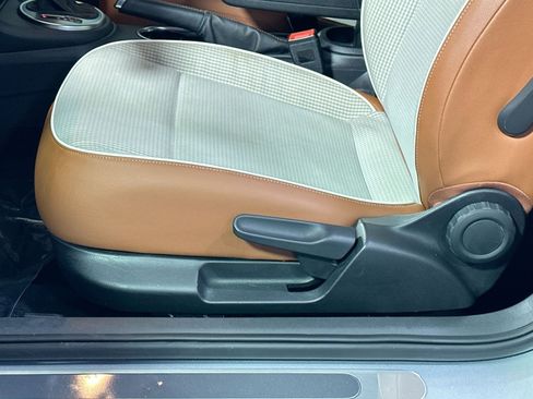 Used 2015 Volkswagen Beetle 1.8T Classic image 14