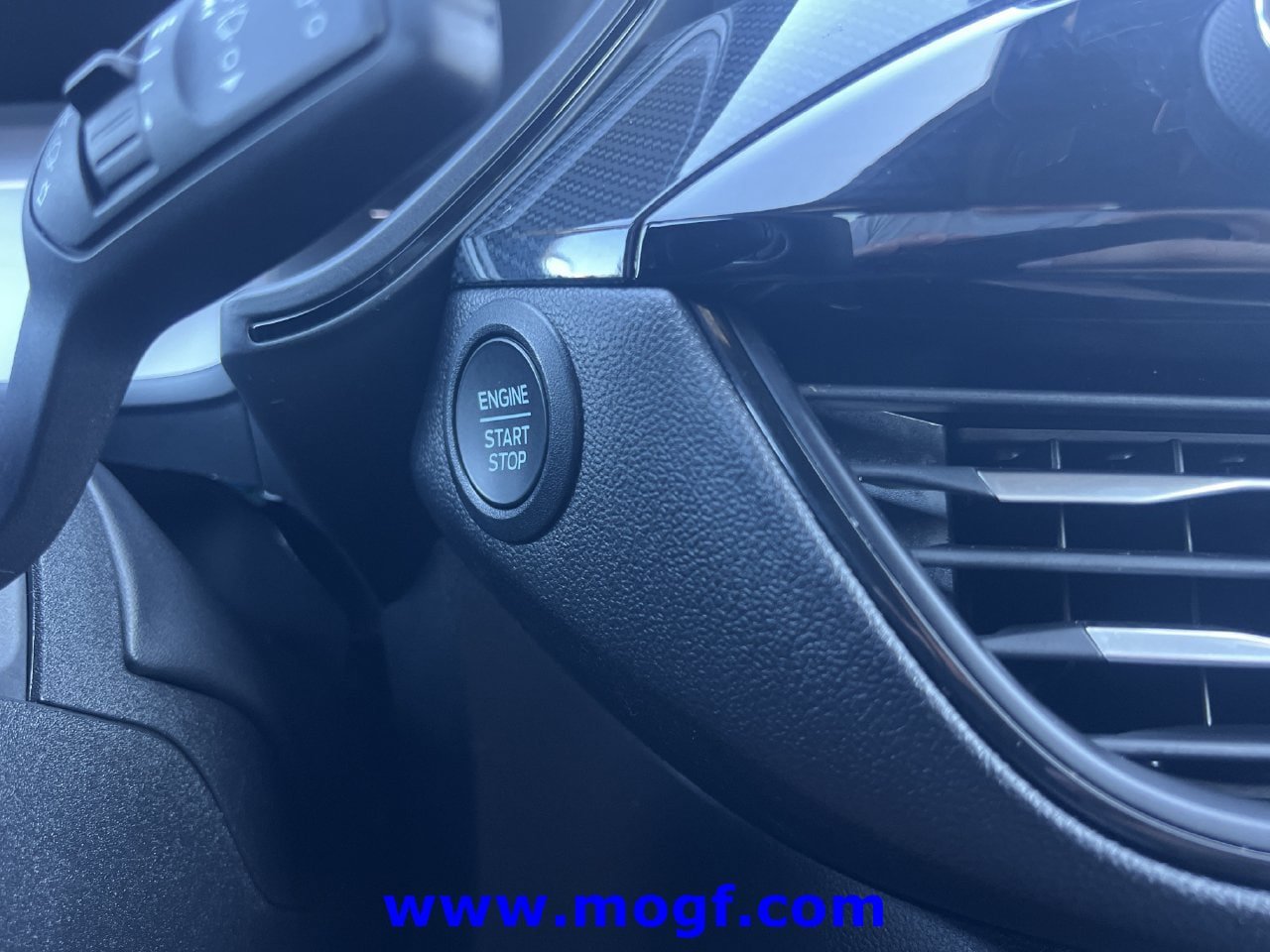 Used 2025 Ford Escape ST-Line FWD image 9