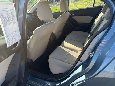 Used 2015 MAZDA MAZDA3 i Touring FWD image 18