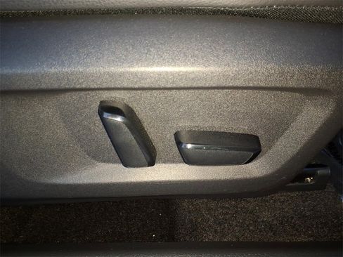 Certified 2023 Nissan Rogue SL w/ SL Premium Package image 10