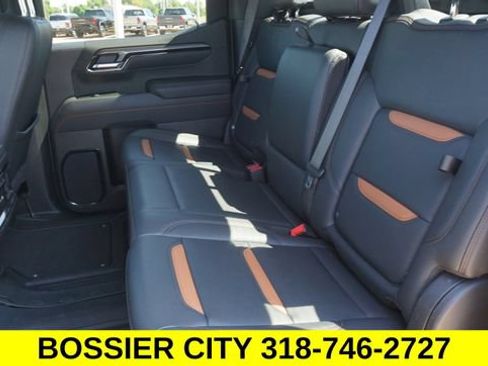 Certified 2025 GMC Sierra 1500 AT4 w/ AT4 Premium Package AWD/4WD image 27