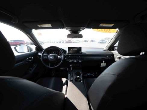 Used 2025 Honda Civic Sport image 19
