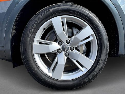 Used 2019 Audi Q5 2.0T Premium w/ Convenience Package image 8