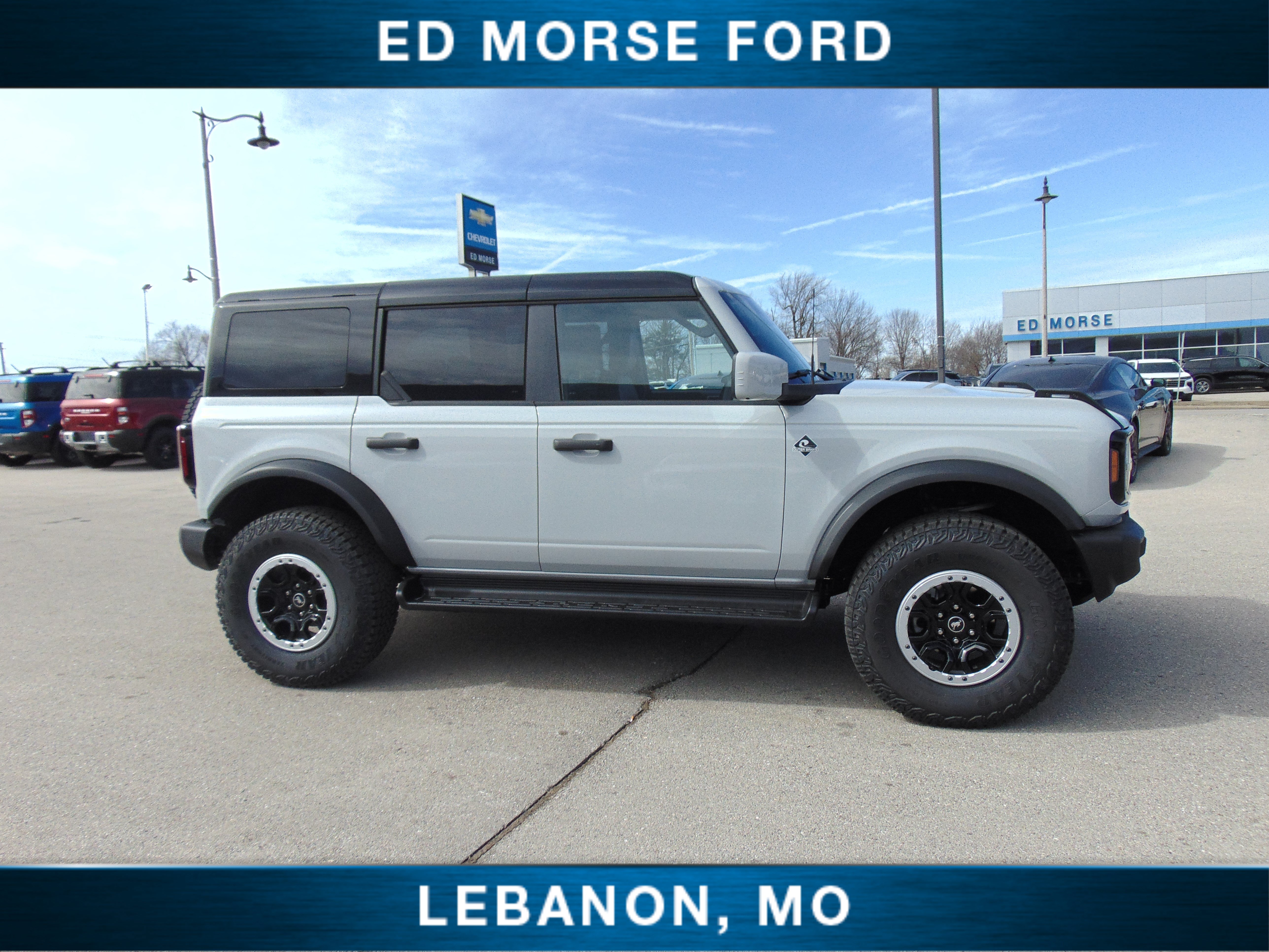 New 2026 Ford Bronco Outer Banks w/ Sasquatch Package AWD/4WD image 5