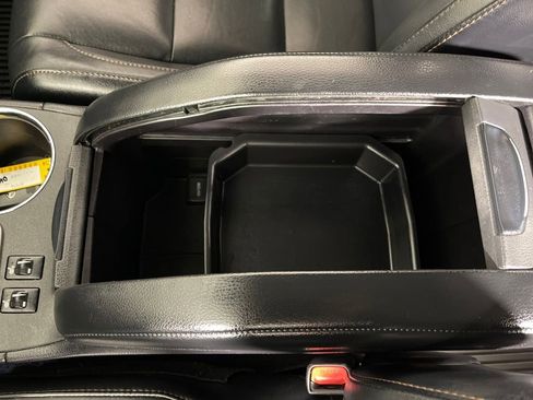 Certified 2017 Toyota Highlander XLE w/ Carpet Mat Package image 23