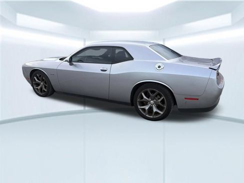 Used 2016 Dodge Challenger R/T Plus RWD image 6
