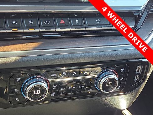 Used 2023 GMC Sierra 1500 SLT w/ SLT Convenience Package image 19