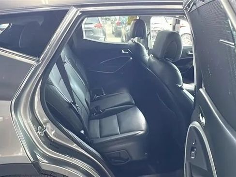 Used 2018 Hyundai Santa Fe Sport FWD image 5
