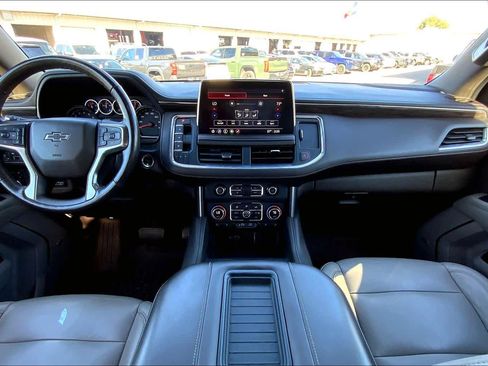 Used 2021 Chevrolet Tahoe Z71 w/ Z71 Signature Package image 14