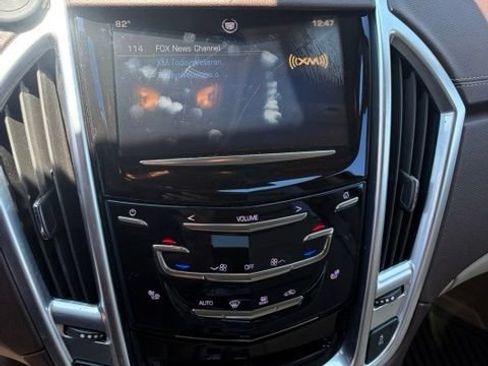 Used 2014 Cadillac SRX Luxury w/ Driver Awareness Package AWD/4WD image 14