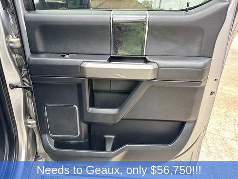 Used 2020 Ford F250 Platinum w/ FX4 Off-Road Package AWD/4WD image 24