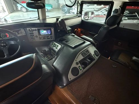Used 2006 HUMMER H1 4-Door Wagon AWD/4WD image 23