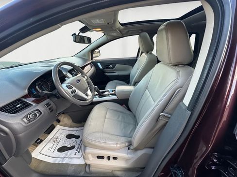 Used 2011 Ford Edge Limited w/ 302A Rapid Spec Order Code image 9