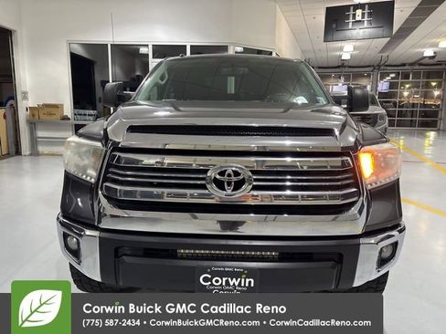 Used 2017 Toyota Tundra SR5 image 9