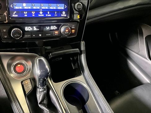Used 2023 Nissan Maxima Platinum w/ Sport Mat Group FWD image 25