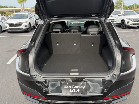 New 2026 Kia EV6 Wind RWD image 13