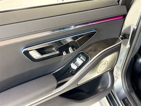 Used 2023 Mercedes-Benz S 500 4MATIC w/ AMG Line image 26