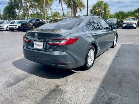 Used 2026 Toyota Camry LE FWD image 5