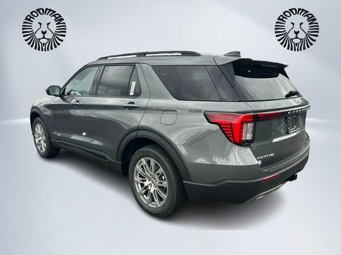 New 2026 Ford Explorer Active w/ Active Comfort Package image 7