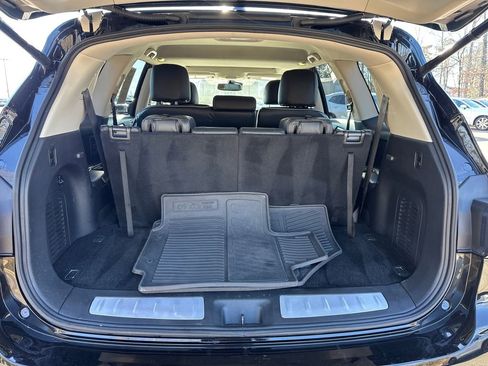 Used 2019 INFINITI QX60 Luxe w/ Essential Package image 18