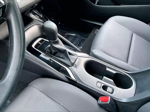 Used 2024 Toyota Corolla LE image 15