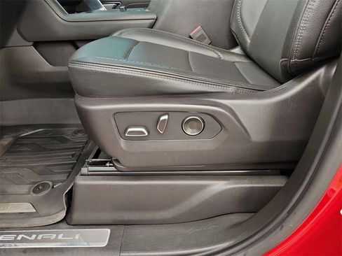 Used 2024 GMC Sierra 2500 Denali w/ Denali Reserve Package image 55