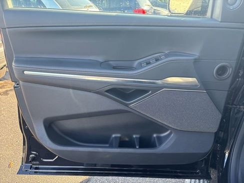 New 2025 Lincoln Navigator Reserve w/ Jet Appearance Package image 10