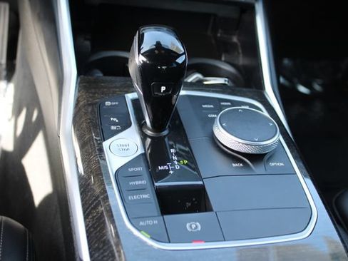Used 2022 BMW 330e w/ Convenience Package RWD image 17