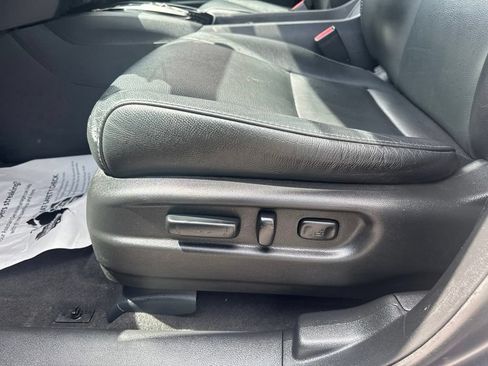Used 2019 Honda Pilot Touring image 35