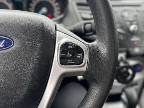 Used 2018 Ford Fiesta SE image 27