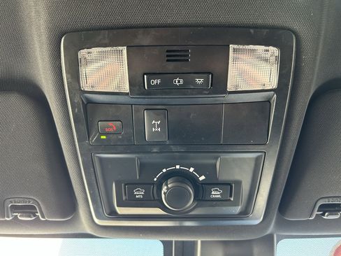 Certified 2023 Toyota Tacoma TRD Off-Road image 31