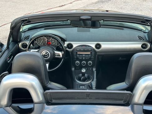 Used 2012 MAZDA MX-5 Miata Grand Touring w/ Premium Pkg image 29