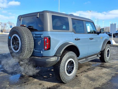 New 2025 Ford Bronco Badlands w/ Sasquatch Package AWD/4WD image 9