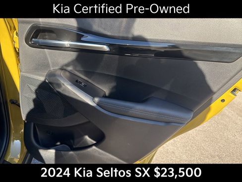 Certified 2024 Kia Seltos SX w/ SX Sunroof Package image 22