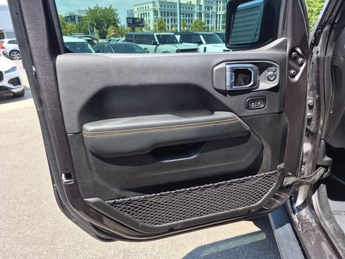 Used 2025 Jeep Wrangler Unlimited Rubicon 392 AWD/4WD image 12