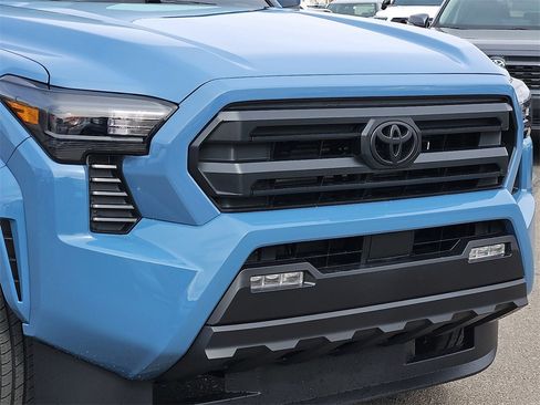 New 2026 Toyota Tacoma SR5 image 7