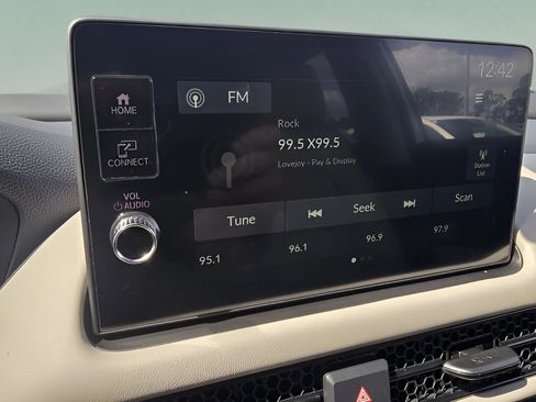 New 2026 Honda HR-V LX image 14