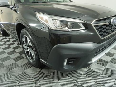 Used 2020 Subaru Outback Touring XT AWD/4WD image 10
