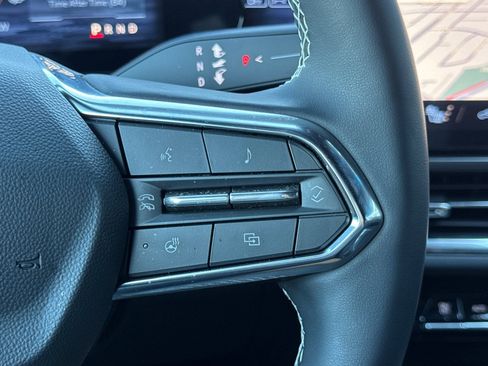 Used 2026 Chevrolet Equinox EV LT image 37