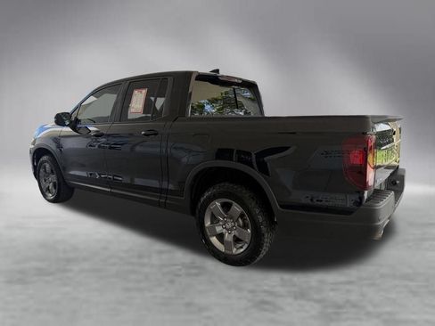 Used 2025 Honda Ridgeline TrailSport image 4