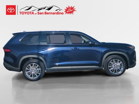 New 2026 Toyota Grand Highlander Platinum image 6