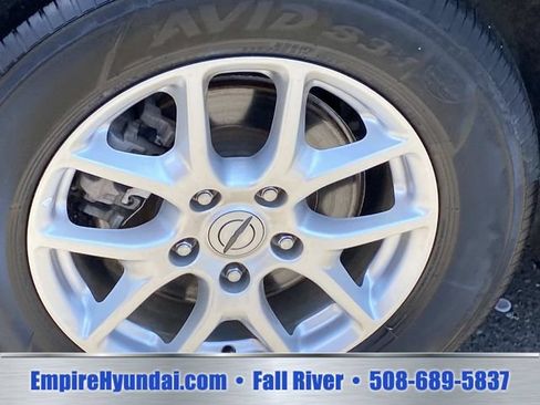 Used 2023 Chrysler Voyager LX FWD image 30