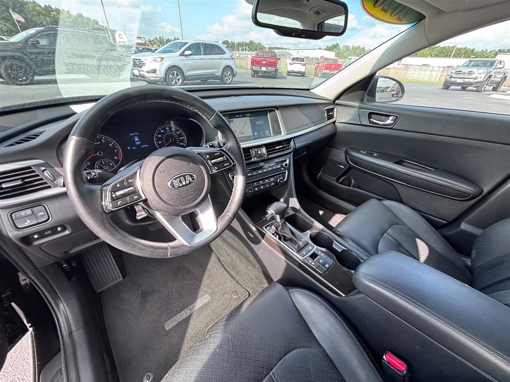 Used 2020 Kia Optima Premium FWD image 11