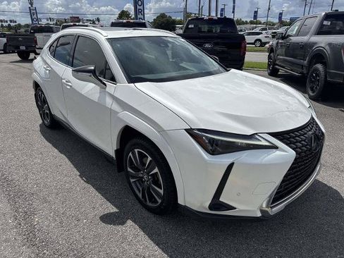 Used 2023 Lexus UX 250h FWD w/ Accessory Package (Z2) image 3