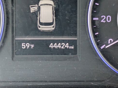 Used 2022 Hyundai Palisade SE image 30