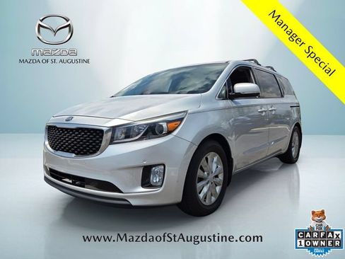 Used 2017 Kia Sedona EX FWD image 1